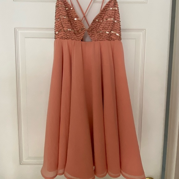 Bebe cocktail mini. Beaded bodice. - Picture 5 of 6